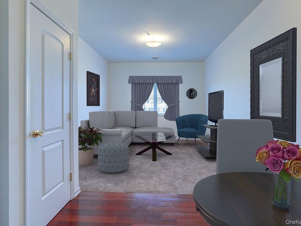 1st image of 330 Maple Avenue #17