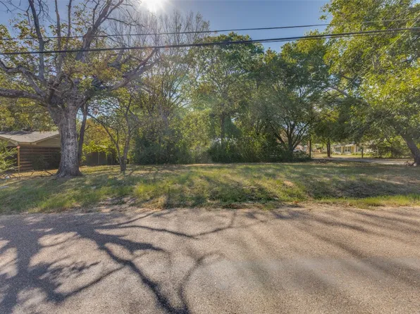 803 S Athens St, Canton, TX 75103