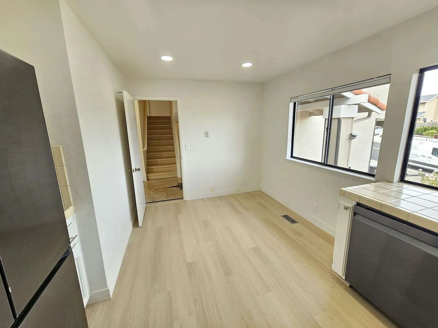 11891 Bloomington Way — Photo 3