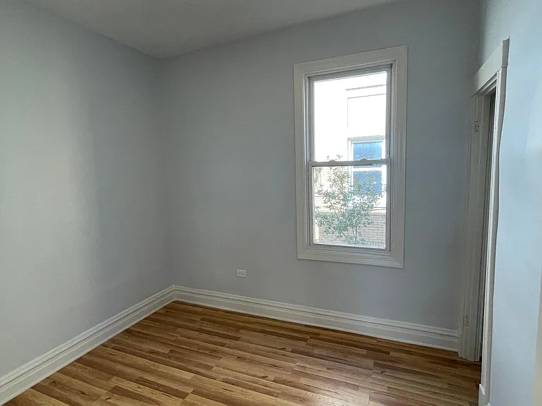3553 W Lyndale St #2 — Photo 10