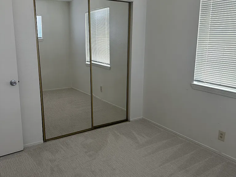 4633 Morpheus Ln — Photo 20