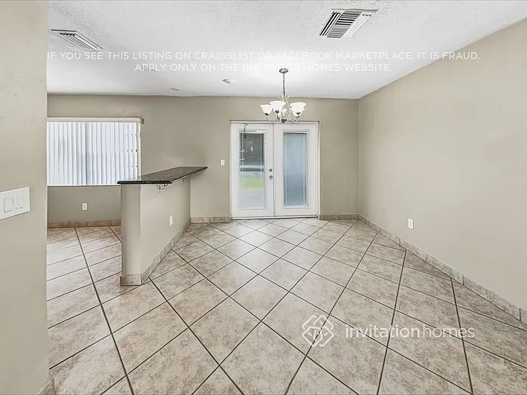 4511 SW 102nd Pl — Photo 7