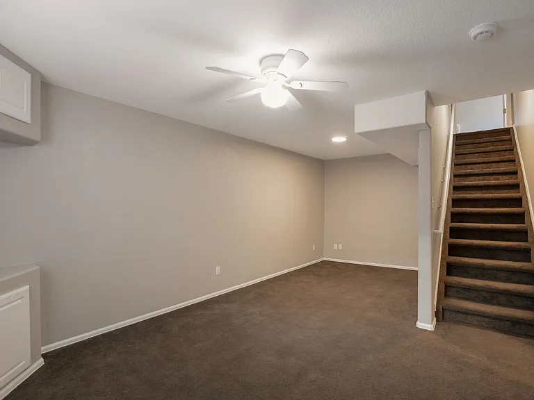 5327 S Ukraine St — Photo 13