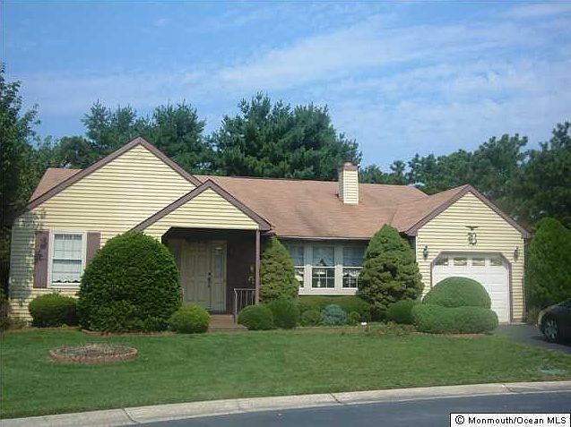 1st image of 4 Norwood Court