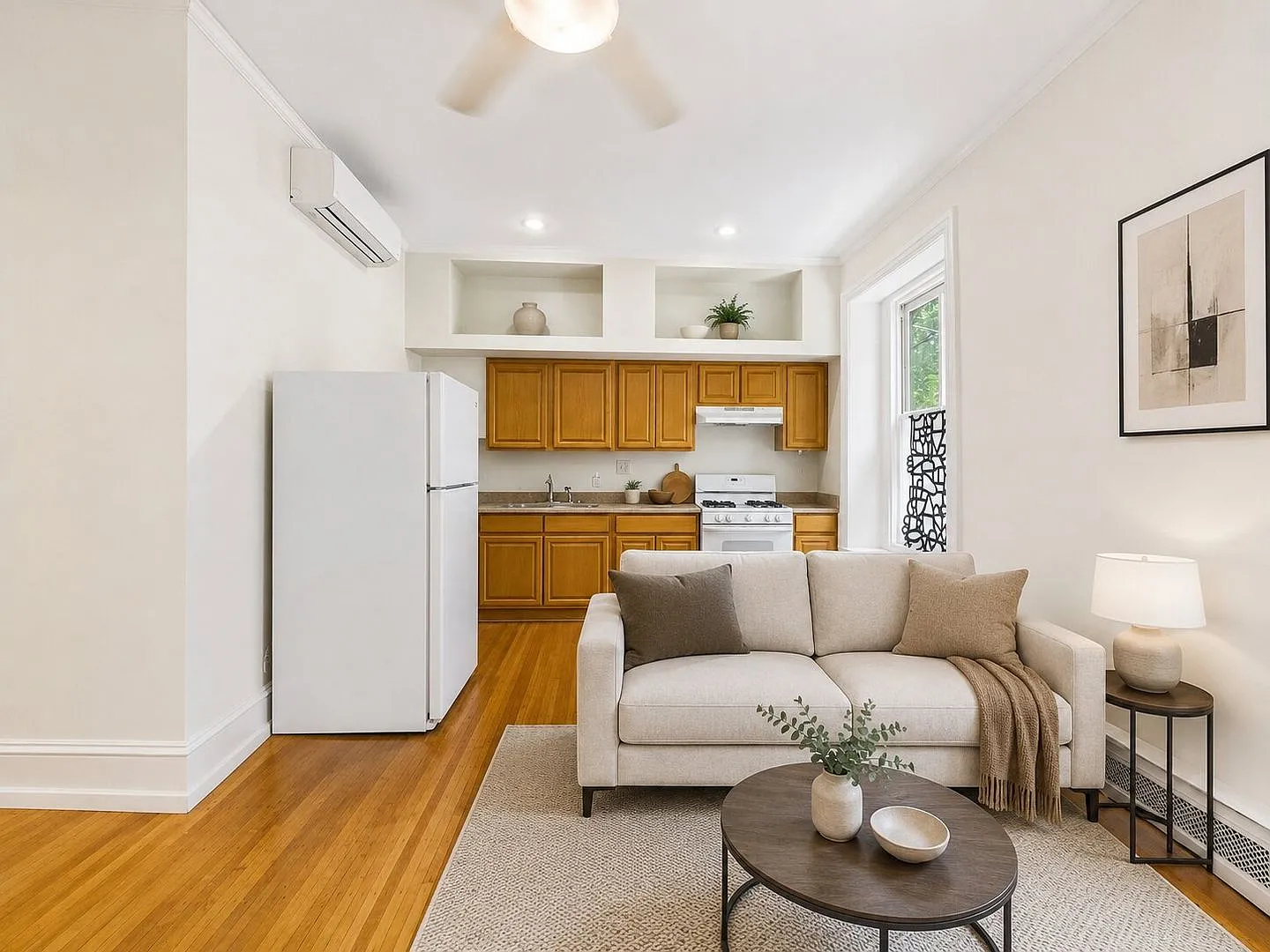 3611 N Baring Street — Photo 2