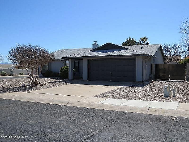 1st image of 2654 Canyon Crest St