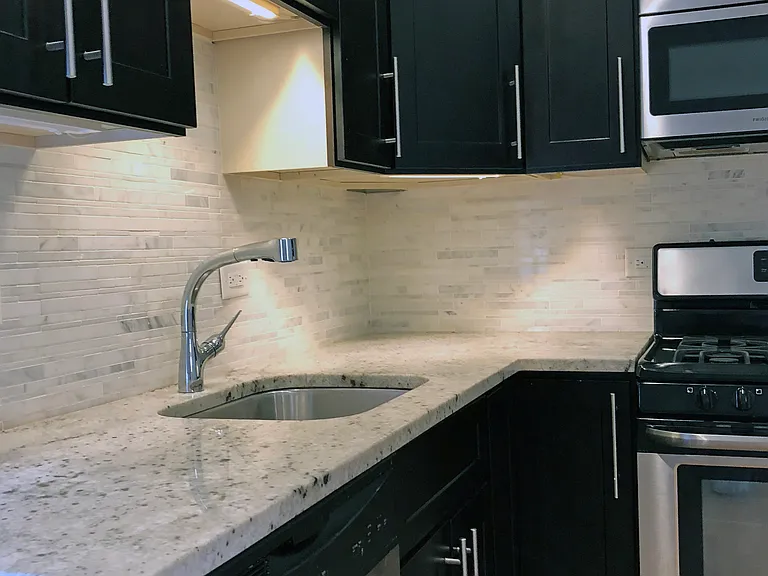 3145 N Paulina St #1 — Photo 1