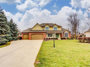 94 Countryside Dr N, Troy, OH 45373