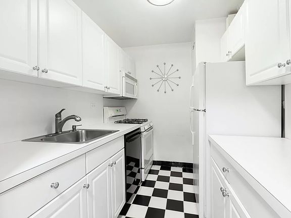 2nd image of 170 W End Ave APT 24F