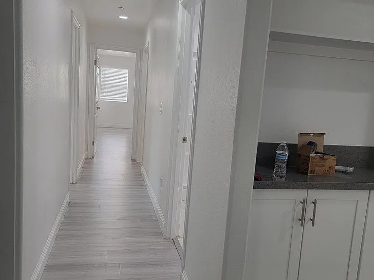 572 N Teakwood Ave #U1 — Photo 8