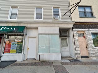618 Broadway APT 4, Bayonne, NJ 07002