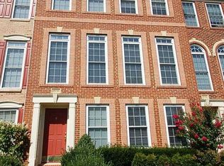 25781 Mews Ter, Chantilly, VA 20152
