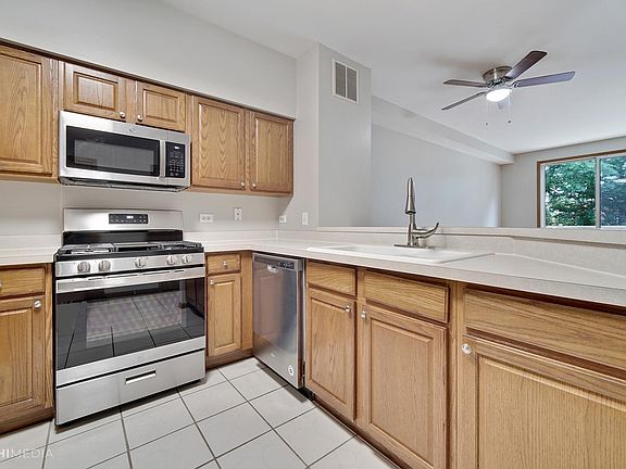 4th image of 205 Arboretum Dr #176