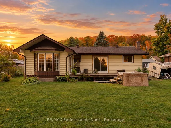 23 Vintage Cres, Minden Hills, ON K0M 2K0