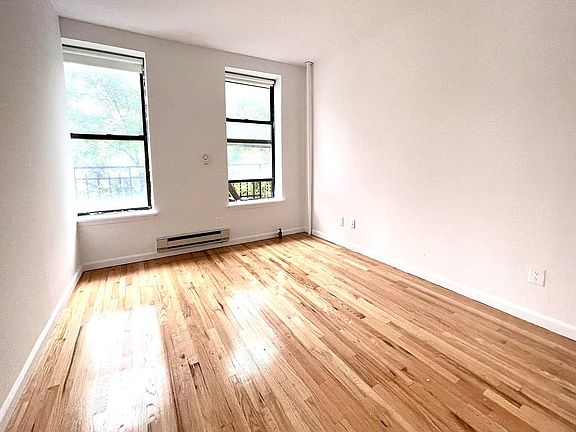 4th image of 2118 3rd Ave APT 4
