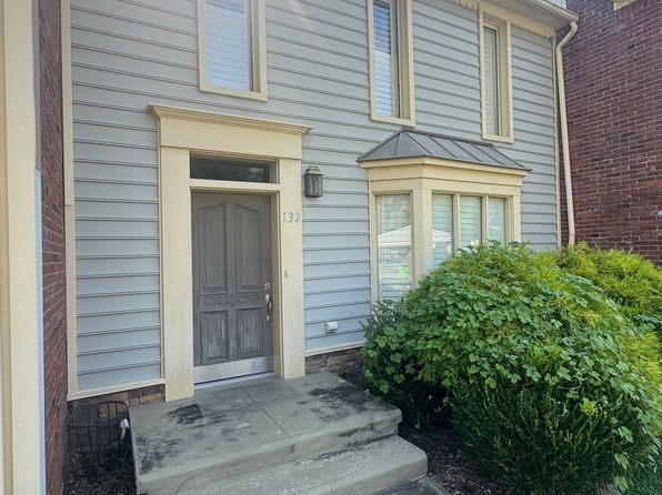 132 Camelot Dr #132