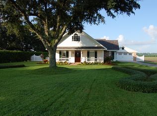 524 S Holly Rd, Labadieville, LA 70372
