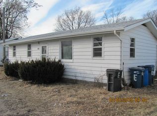 1324 1/2 N Division St, Morris, IL 60450