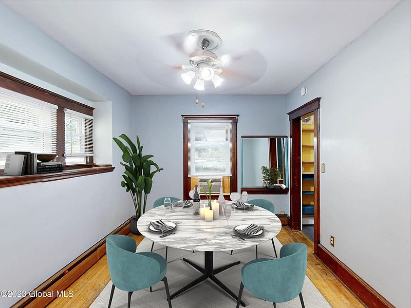 4th image of 94 Whitehall Road