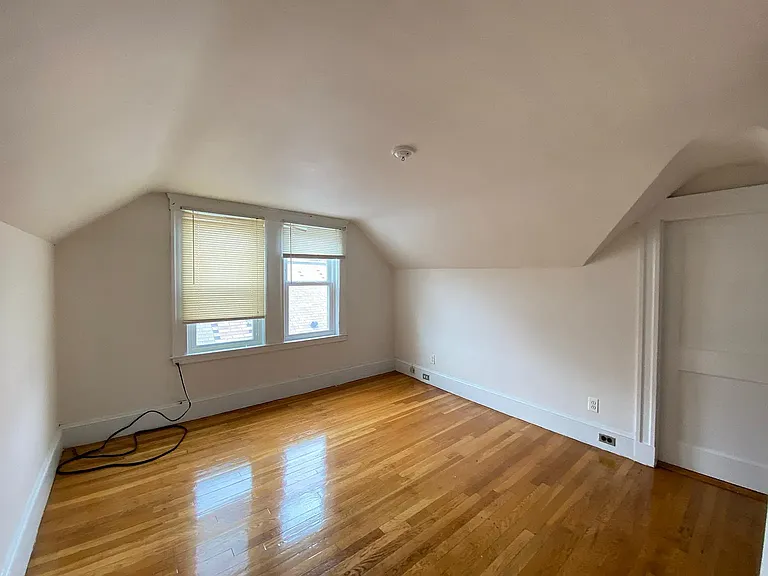 35 Glenmont Rd #2 — Photo 16