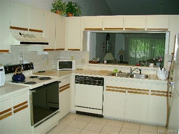 3rd image of 6086 W Fairhaven Ct