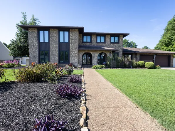 7117 Olive St, Evansville, IN 47715