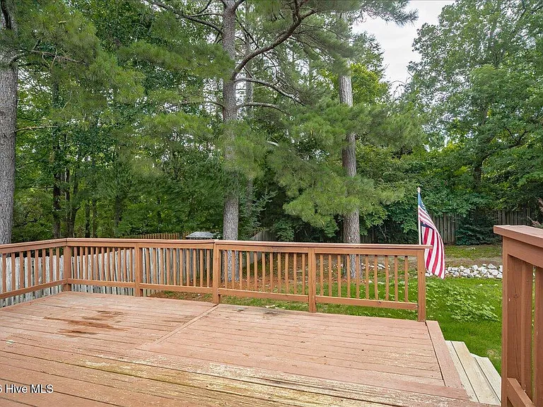 2040 Sylvan Lake Dr — Photo 19