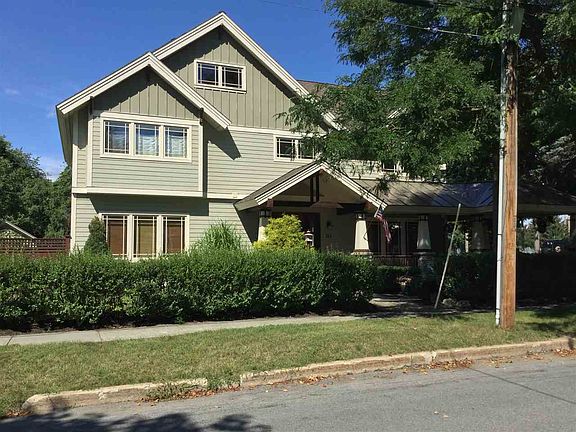 3rd image of 263 Caroline St