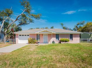 1330 Redbird Dr, Rockport, TX 78382