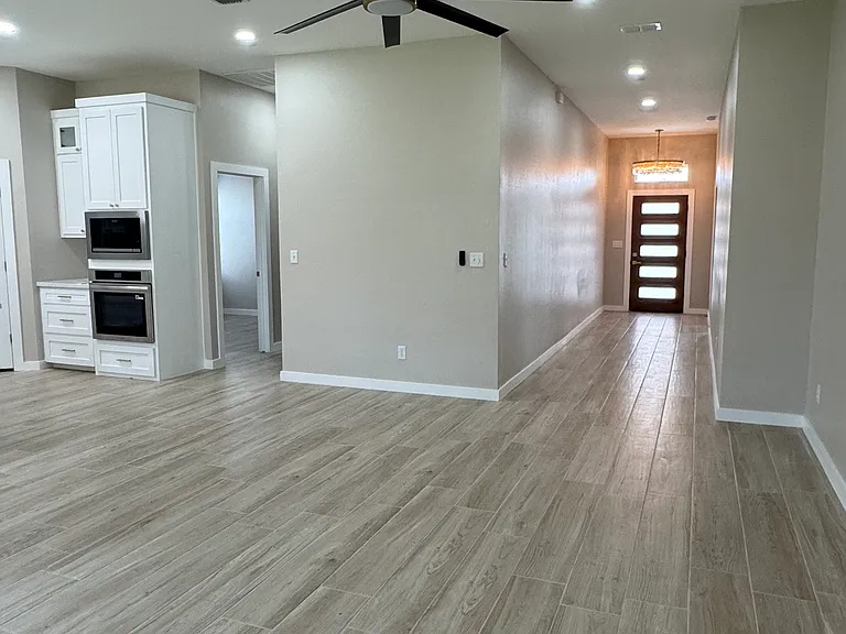 3649 Santa Fe St — Photo 2