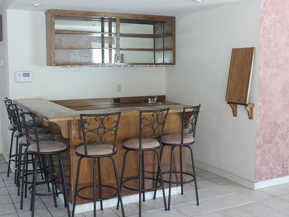 5th image of 578 Tara Ct