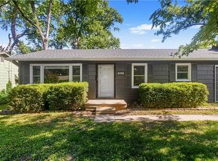 7606 W 66th Ter, Overland Park, KS 66202