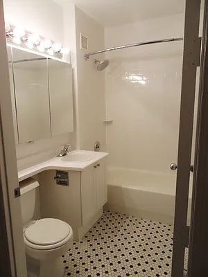 Rented by Site Realty Services | media 5