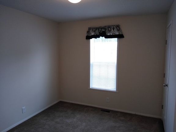 4th image of 1250 Paree St #232