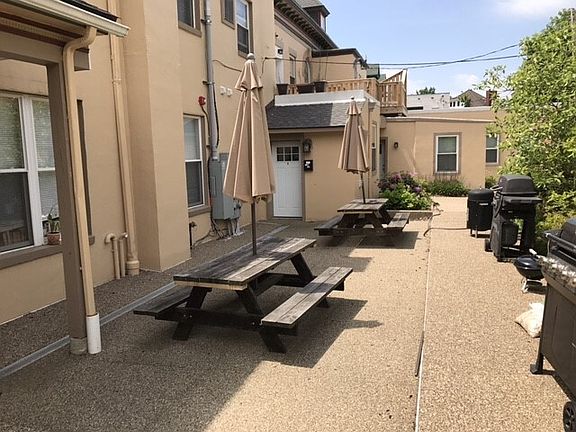 4th image of 5515 Baum Blvd