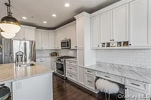 225 Marina Pointe Dr #225 — Photo 11