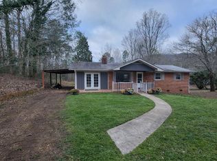 110 Johnson Rd, Hayesville, NC 28904