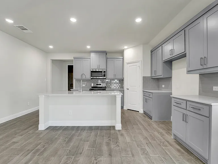 2905 Cantoni Crk — Photo 10