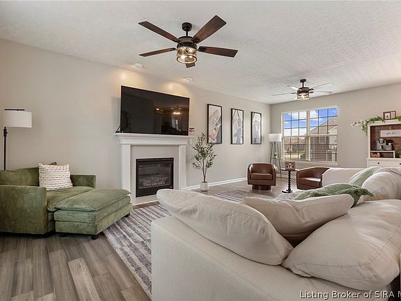 3rd image of 6616 Westwood Drive