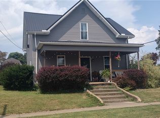 22 E 3rd St, Frazeysburg, OH