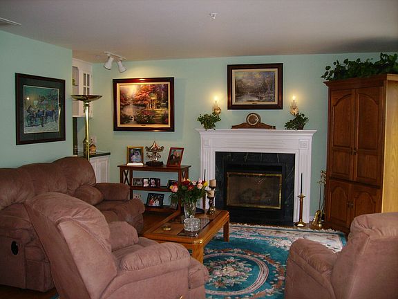 Elegant Family Room/Fireplace!