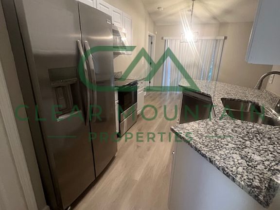 4th image of 1 Egret Ct