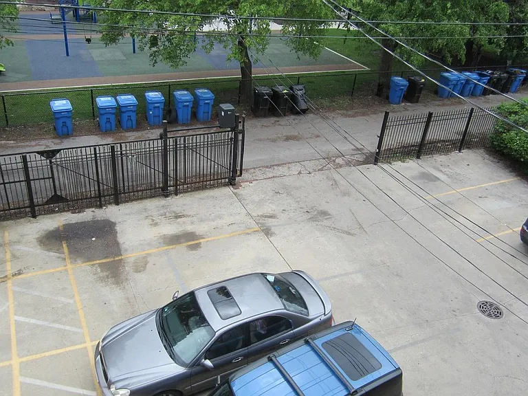 2329 W Harrison St #3 — Photo 11