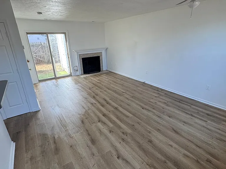 612 Bridlewood Dr — Photo 20