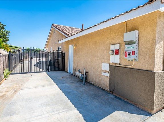 3rd image of 10579 Steerhead Dr
