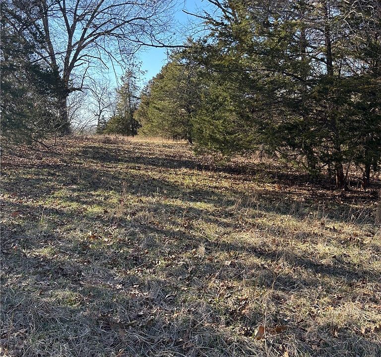 2nd image of 22AC Gann Ridge Rd