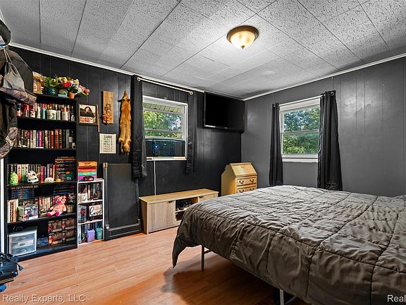 14th image of 6108 Dryden Rd