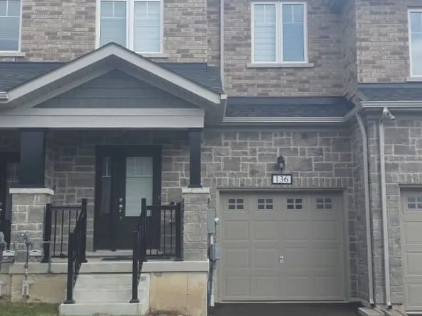 136 Sapphire Way, Thorold, ON L2V 0L5