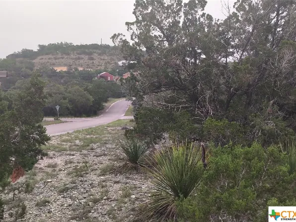 259 Valley Rdg, Canyon Lake, TX 78133