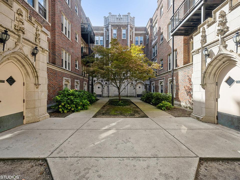 1st image of 2315 E 70th Pl APT 313